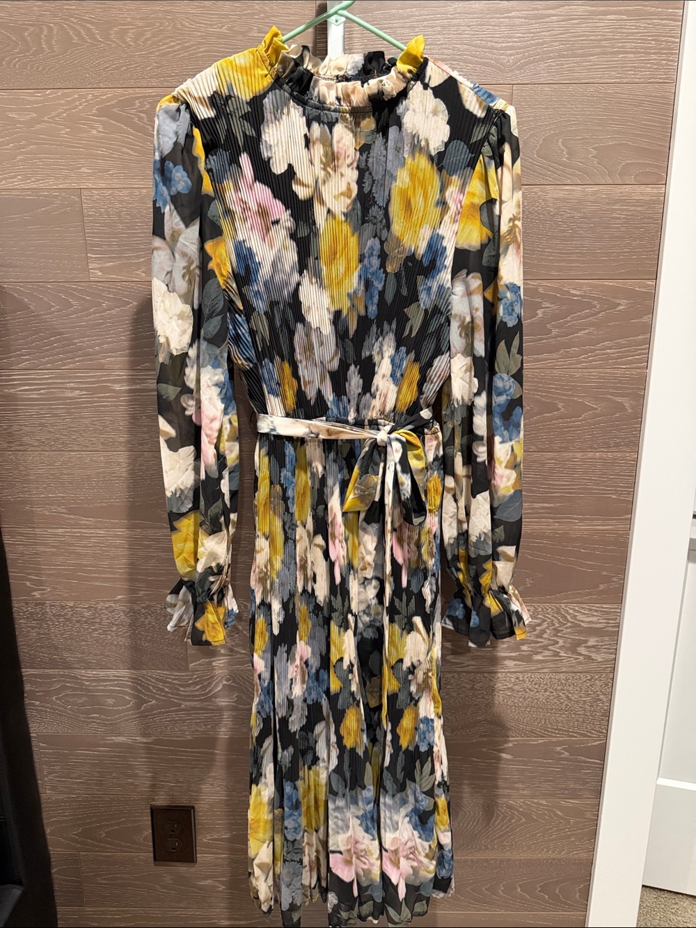 Flying Tomato Pleated Floral Dress